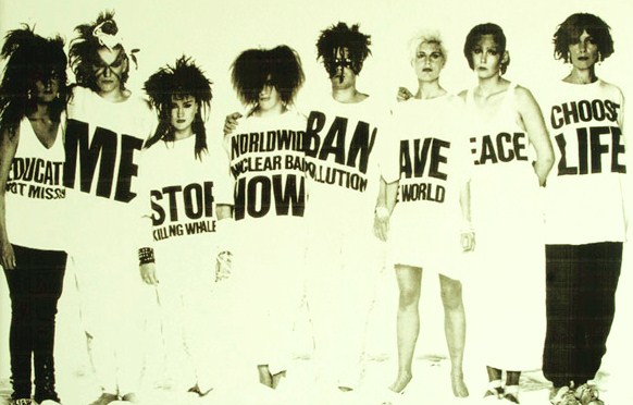 Katharine Hamnett, slogan t-shirts