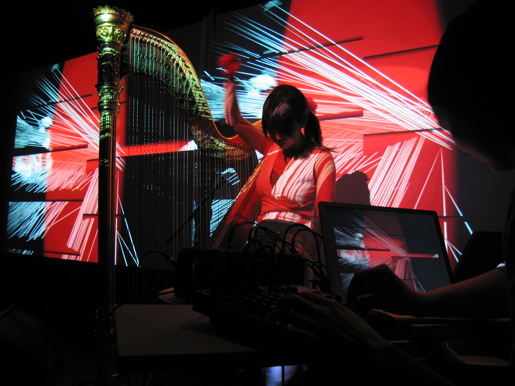 GXTour 084 - Emi Maeda - Lia | Image (c) Marius Watz 2006