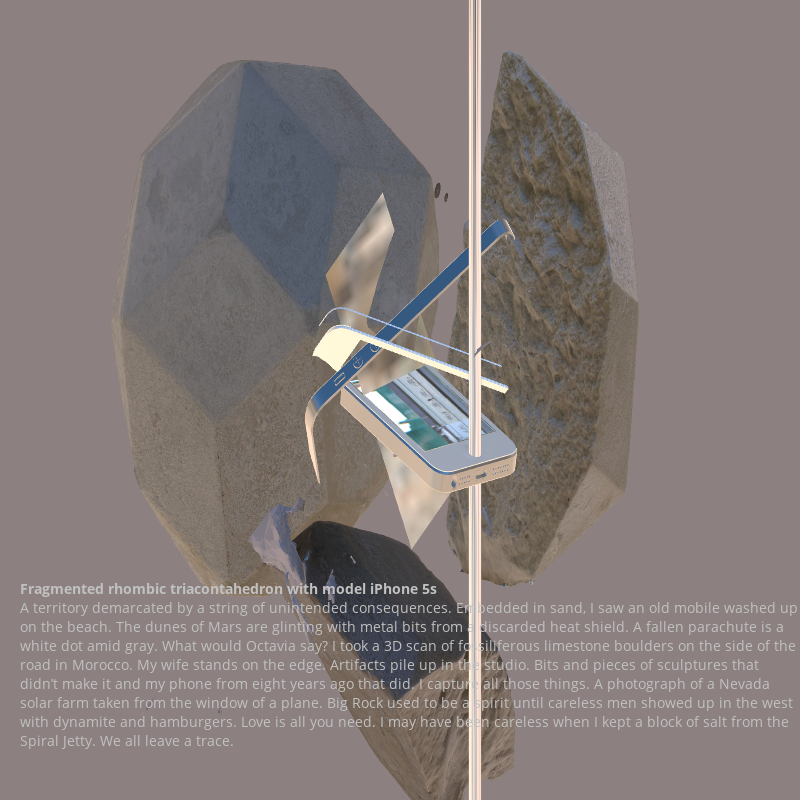 Fragmented triacontahedron with iPhone 5s #27 static token preview