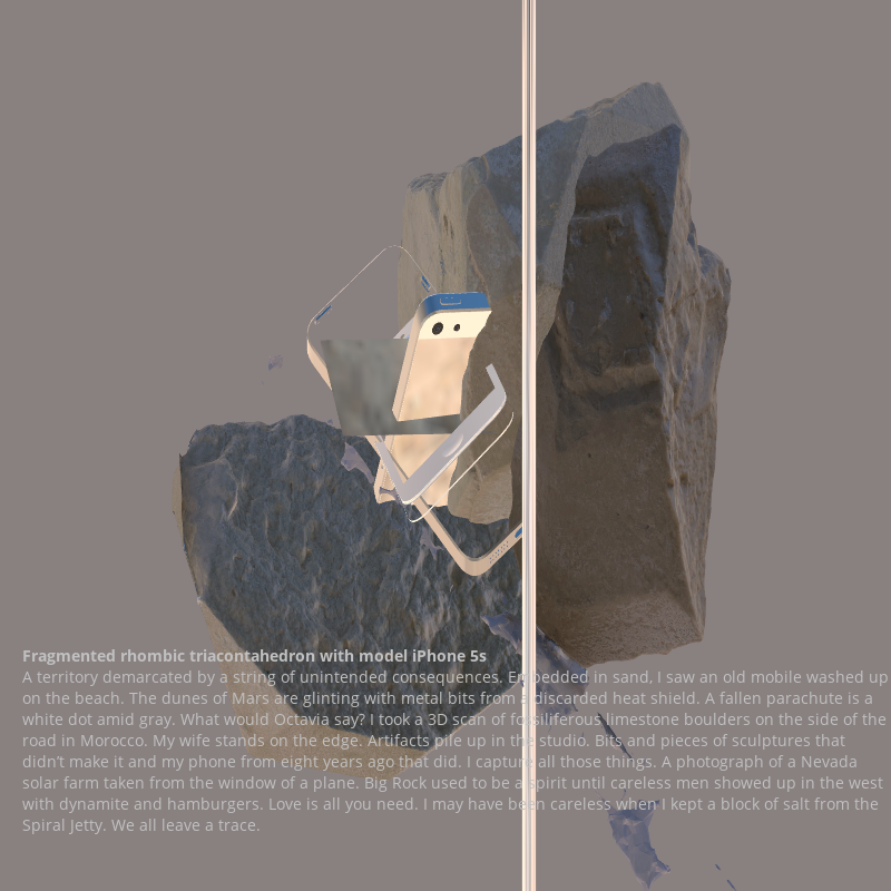 Fragmented triacontahedron with iPhone 5s #15 static token preview