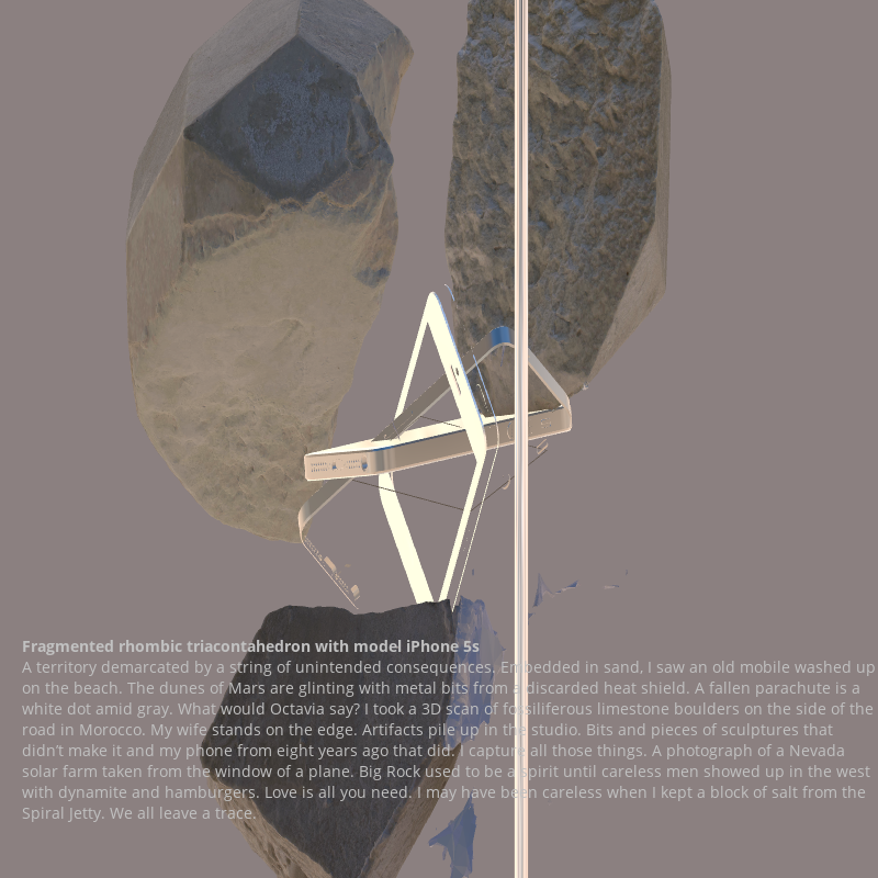 Fragmented triacontahedron with iPhone 5s #9 static token preview